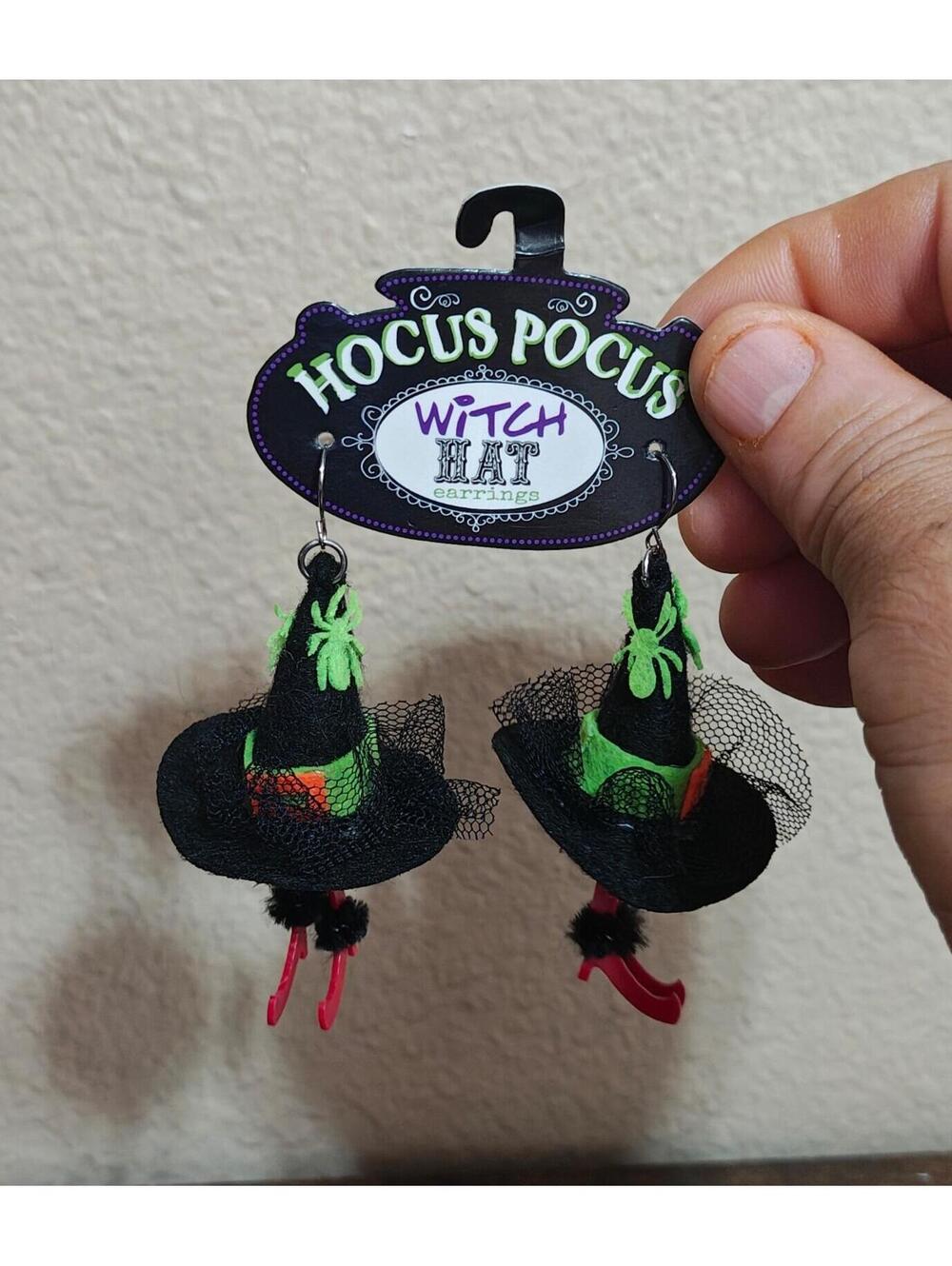 Hocus Pocus Witch Hat Hook Earrings NWT